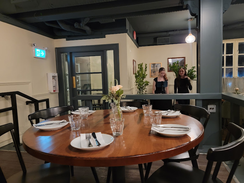 Il Corvo restaurant interior